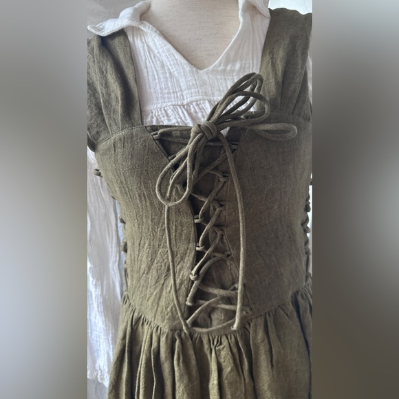 **NWOT** Linennaive Glory 33 | Front Lace Up Dress in Olive Green - Picture 4 of 16